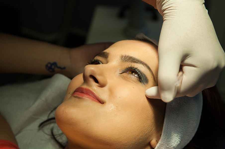 Botox ukljanjanje bora - DKC Farah